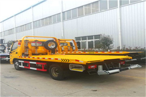 景德镇附近拖车救援搭电